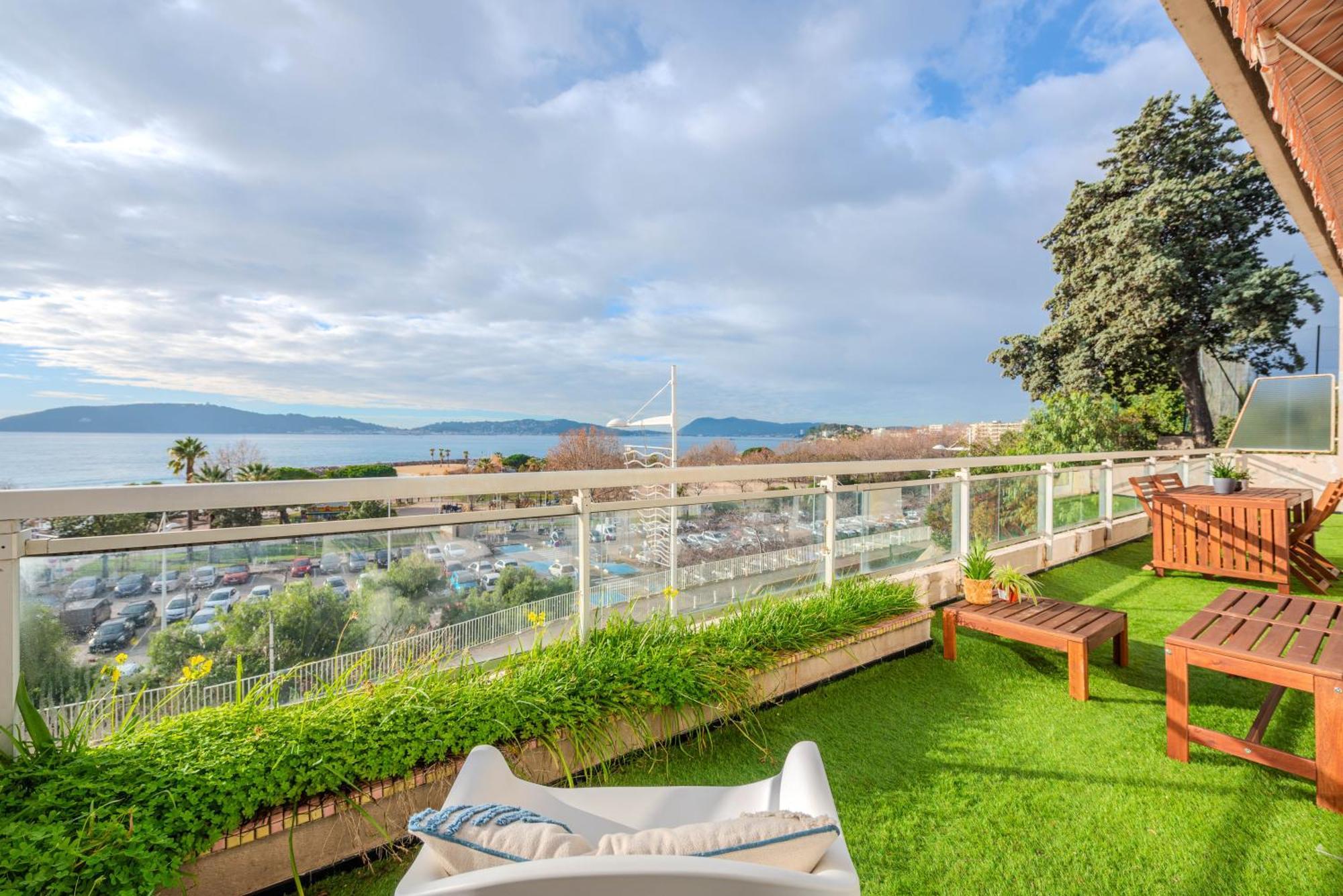 Grand Balcon Vue 20m Mourillon Appartamento *